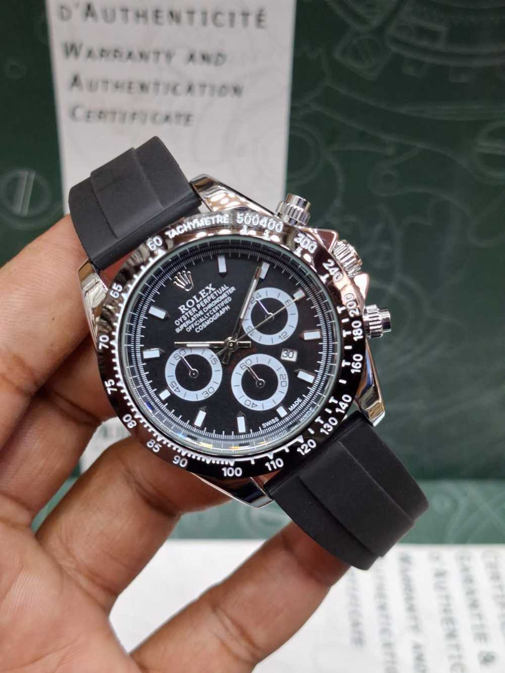 Luxury Daytona Style Chronograph Watch for Men - Rubber Strap